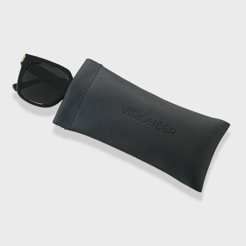 Eyewear leather pouch